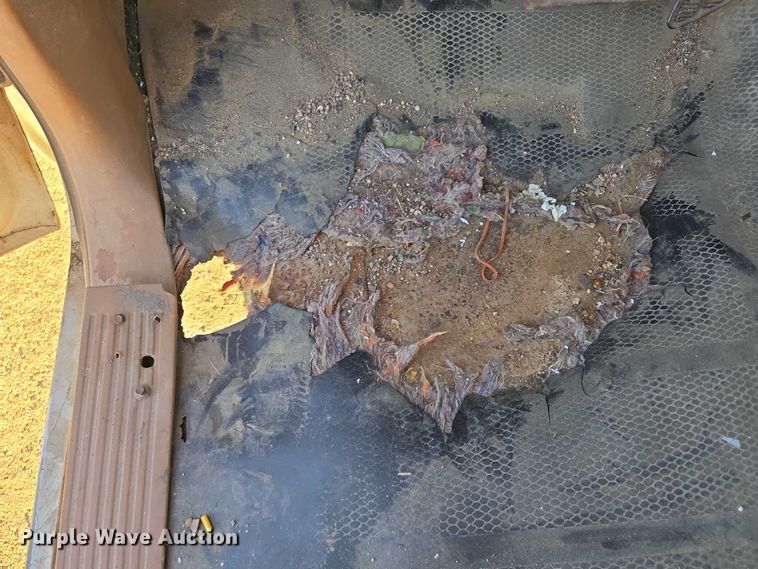 image for item DY1192 1991 Chevrolet C1500 pickup truck