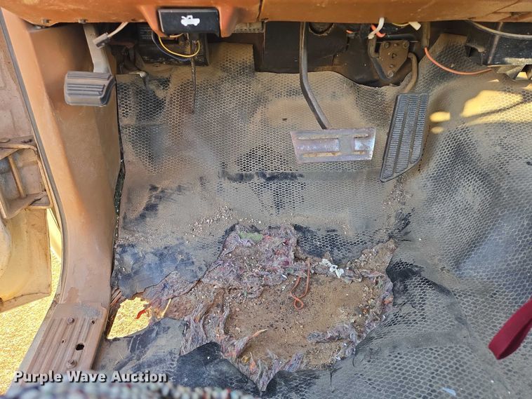 image for item DY1192 1991 Chevrolet C1500 pickup truck