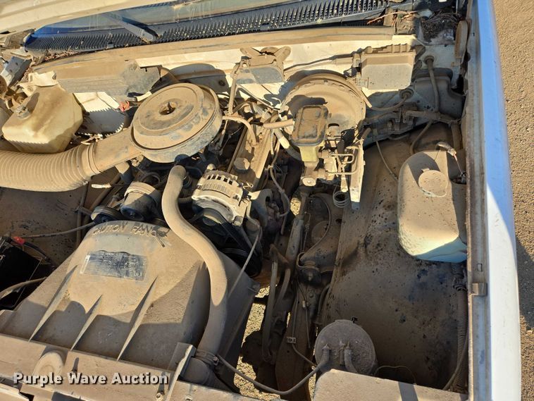 image for item DY1192 1991 Chevrolet C1500 pickup truck