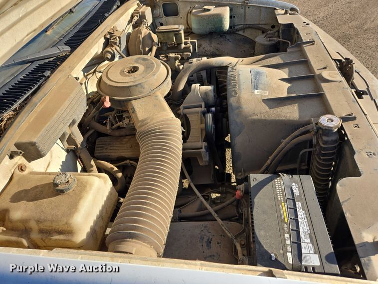 image for item DY1192 1991 Chevrolet C1500 pickup truck