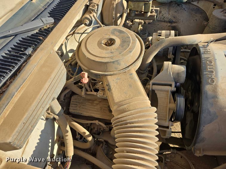 image for item DY1192 1991 Chevrolet C1500 pickup truck