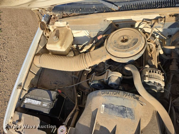 image for item DY1192 1991 Chevrolet C1500 pickup truck