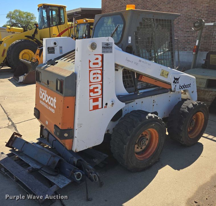 image for item DY1195 1997 Bobcat 863H skid steer loader