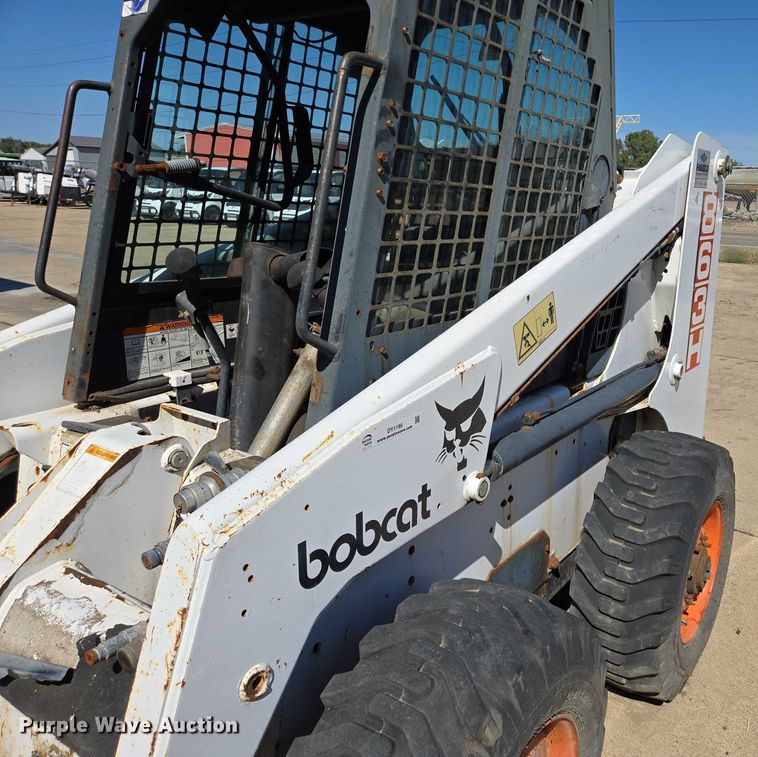 image for item DY1195 1997 Bobcat 863H skid steer loader