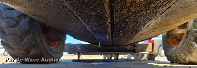 image for item DY1195 1997 Bobcat 863H skid steer loader