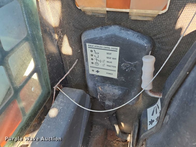 image for item DY1195 1997 Bobcat 863H skid steer loader