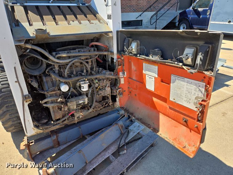 image for item DY1195 1997 Bobcat 863H skid steer loader