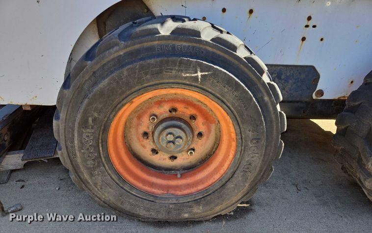 image for item DY1195 1997 Bobcat 863H skid steer loader