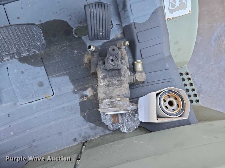 image for item DY1196 2017 Hyster H40XM forklift