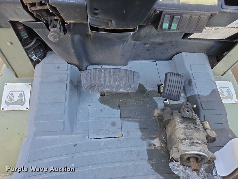 image for item DY1196 2017 Hyster H40XM forklift