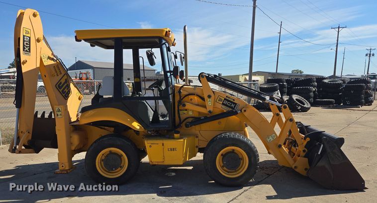 RETROEXCAVADORA 2008 JCB 2CX