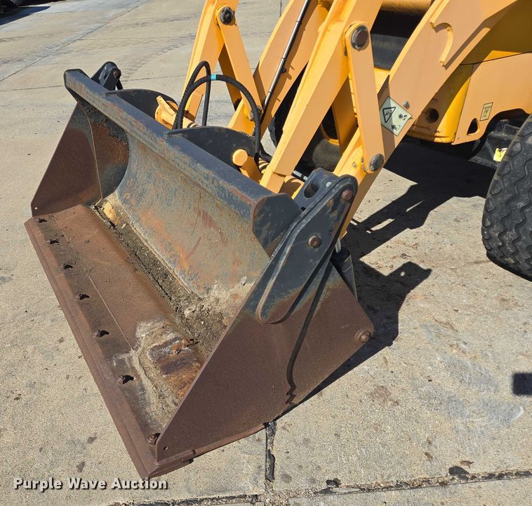 image for item DY1198 2008 JCB 2CX backhoe