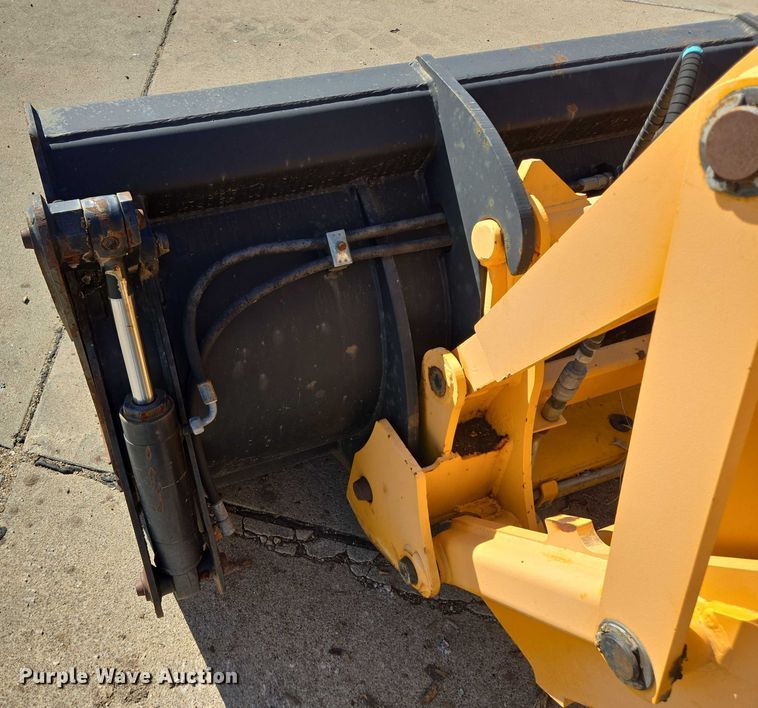 image for item DY1198 2008 JCB 2CX backhoe