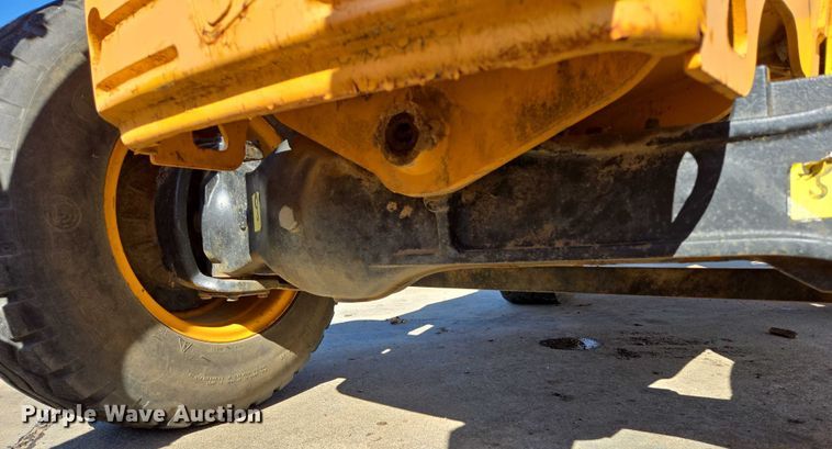 image for item DY1198 2008 JCB 2CX backhoe