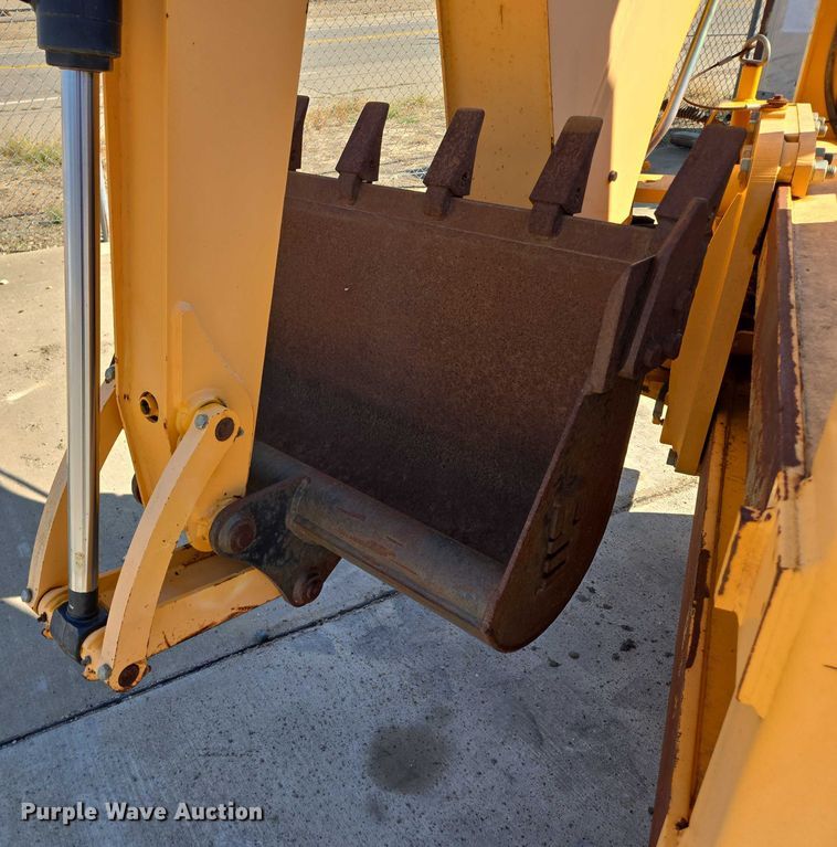 image for item DY1198 2008 JCB 2CX backhoe