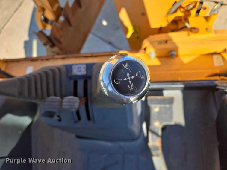 image for item DY1198 2008 JCB 2CX backhoe