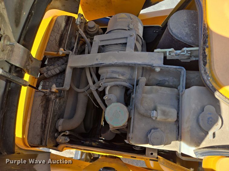 image for item DY1198 2008 JCB 2CX backhoe