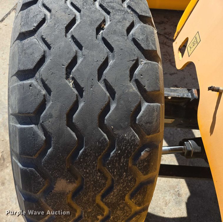 image for item DY1198 2008 JCB 2CX backhoe