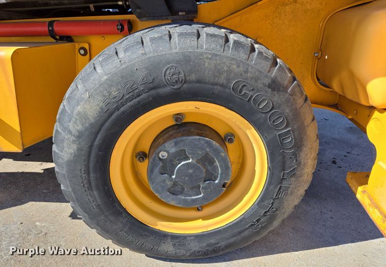 image for item DY1198 2008 JCB 2CX backhoe