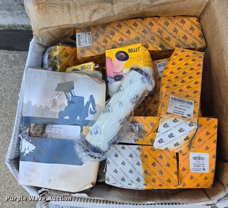 image for item DY1198 2008 JCB 2CX backhoe