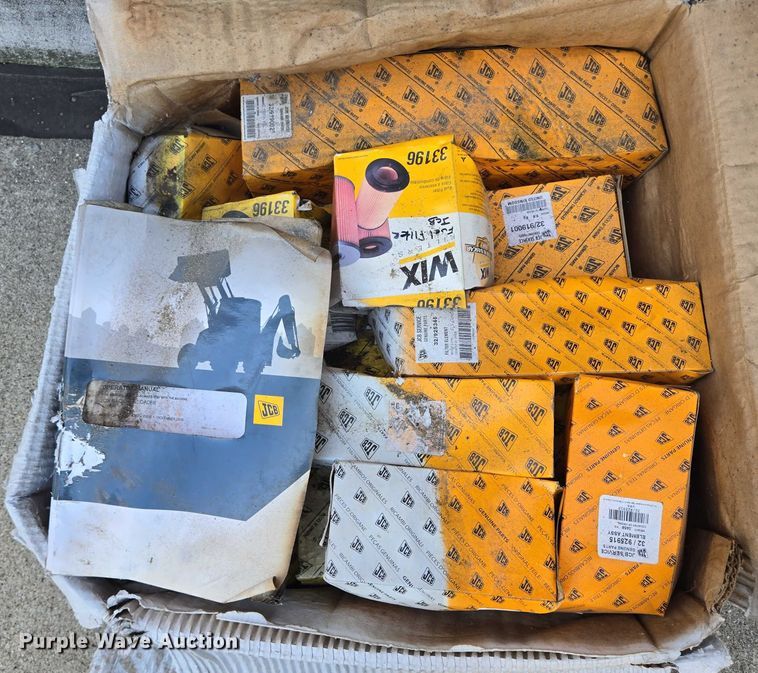 image for item DY1198 2008 JCB 2CX backhoe