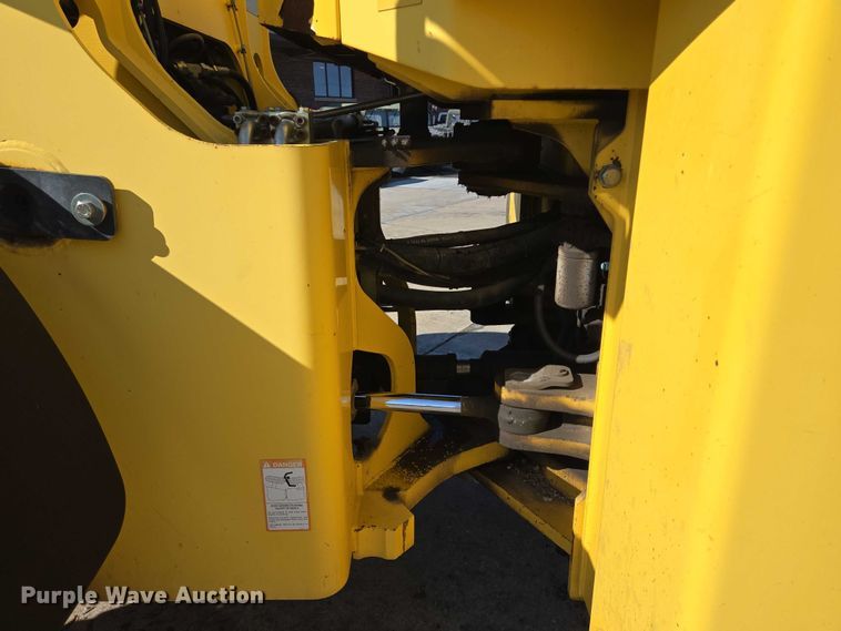 image for item DY1199 2005 New Holland LW230.B wheel loader