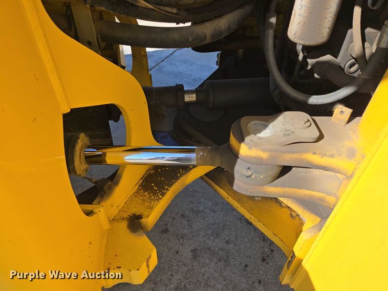 image for item DY1199 2005 New Holland LW230.B wheel loader