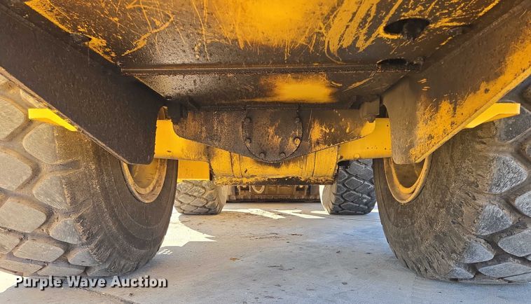 image for item DY1199 2005 New Holland LW230.B wheel loader