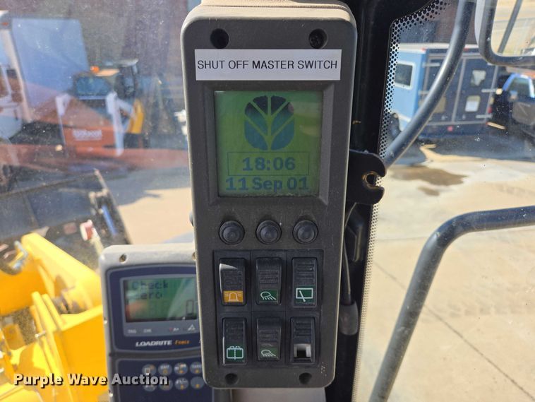 image for item DY1199 2005 New Holland LW230.B wheel loader