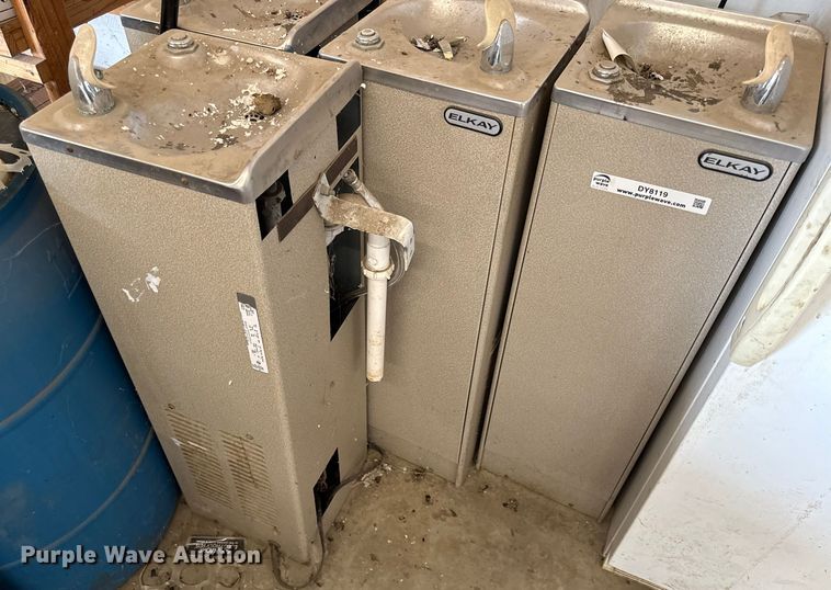 image for item DY8119 (5) Elkay water fountains