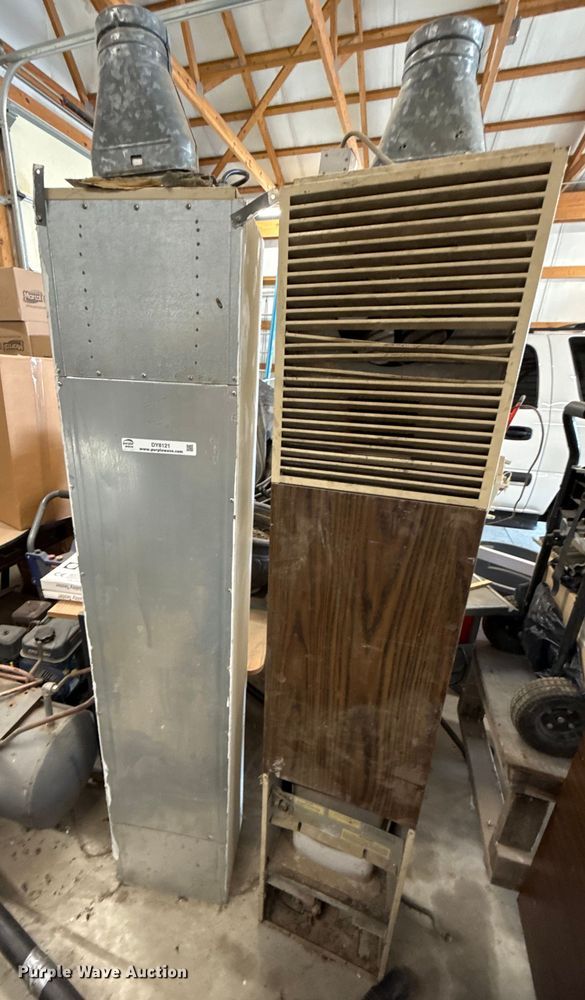 image for item DY8121 (2) heaters