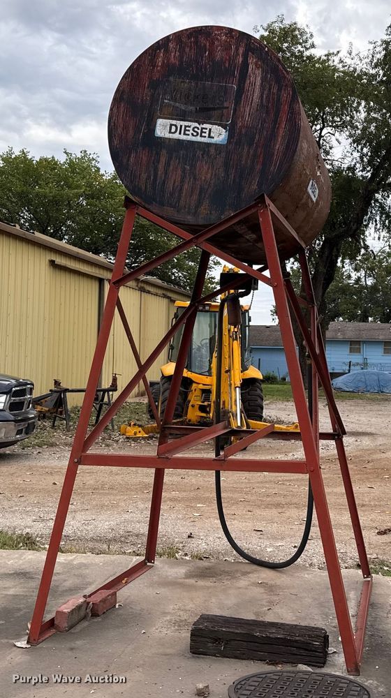 image for item DY8127 Fuel tank