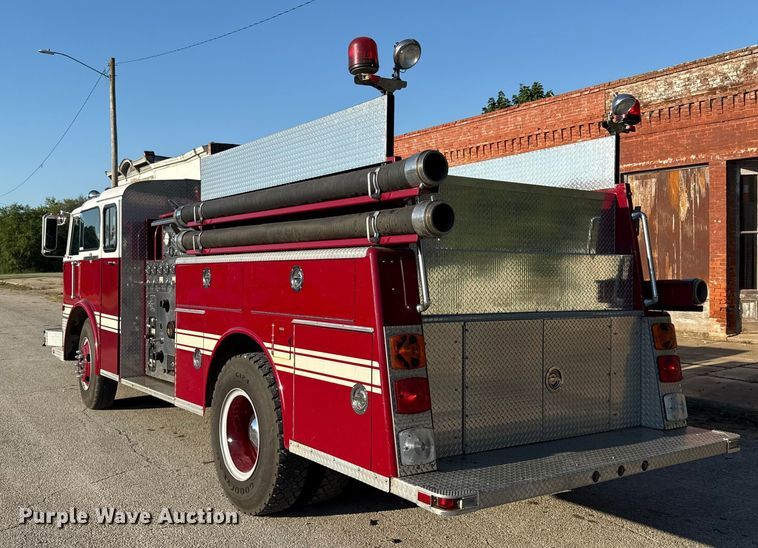 image for item DZ4268 1982 American LaFrance pumper fire truck