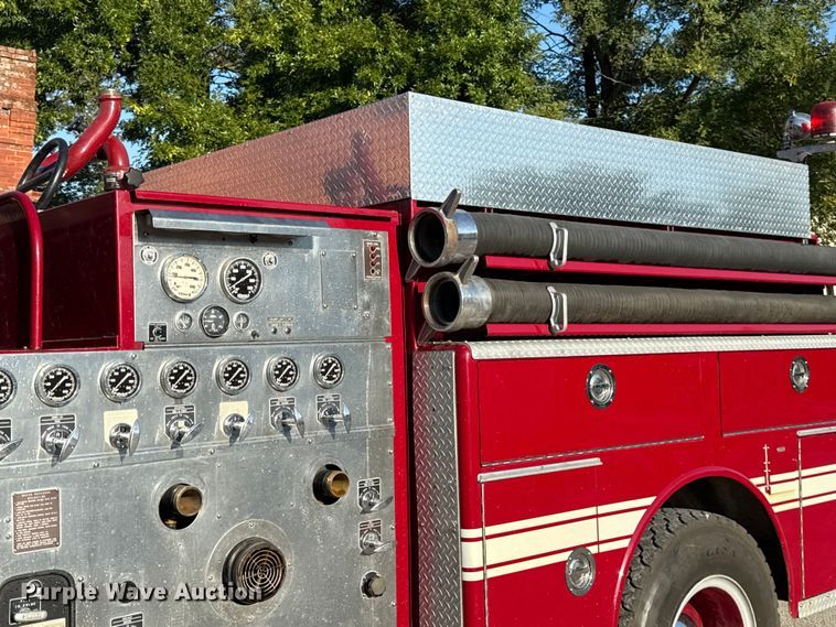 image for item DZ4268 1982 American LaFrance pumper fire truck