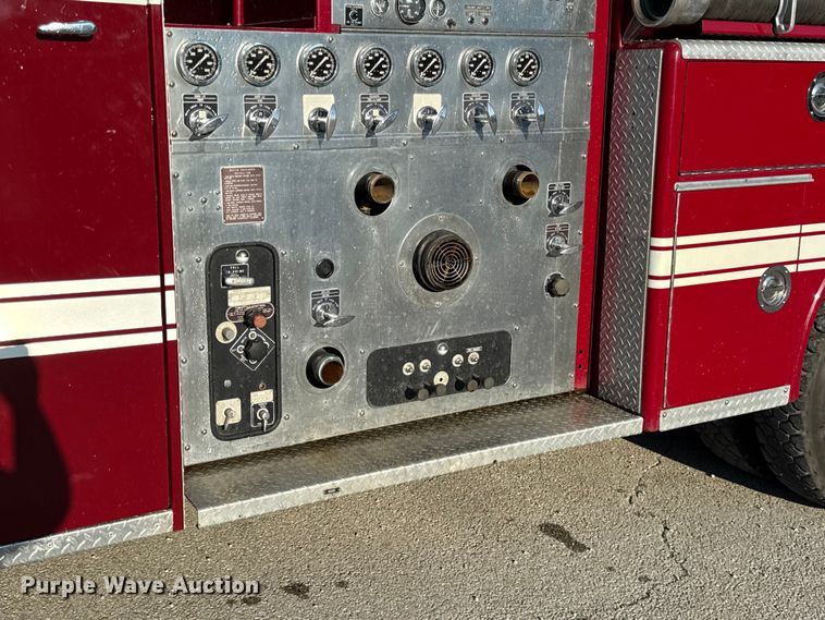 image for item DZ4268 1982 American LaFrance pumper fire truck