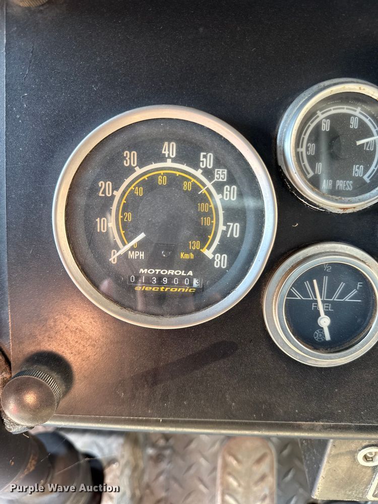 image for item DZ4268 1982 American LaFrance pumper fire truck