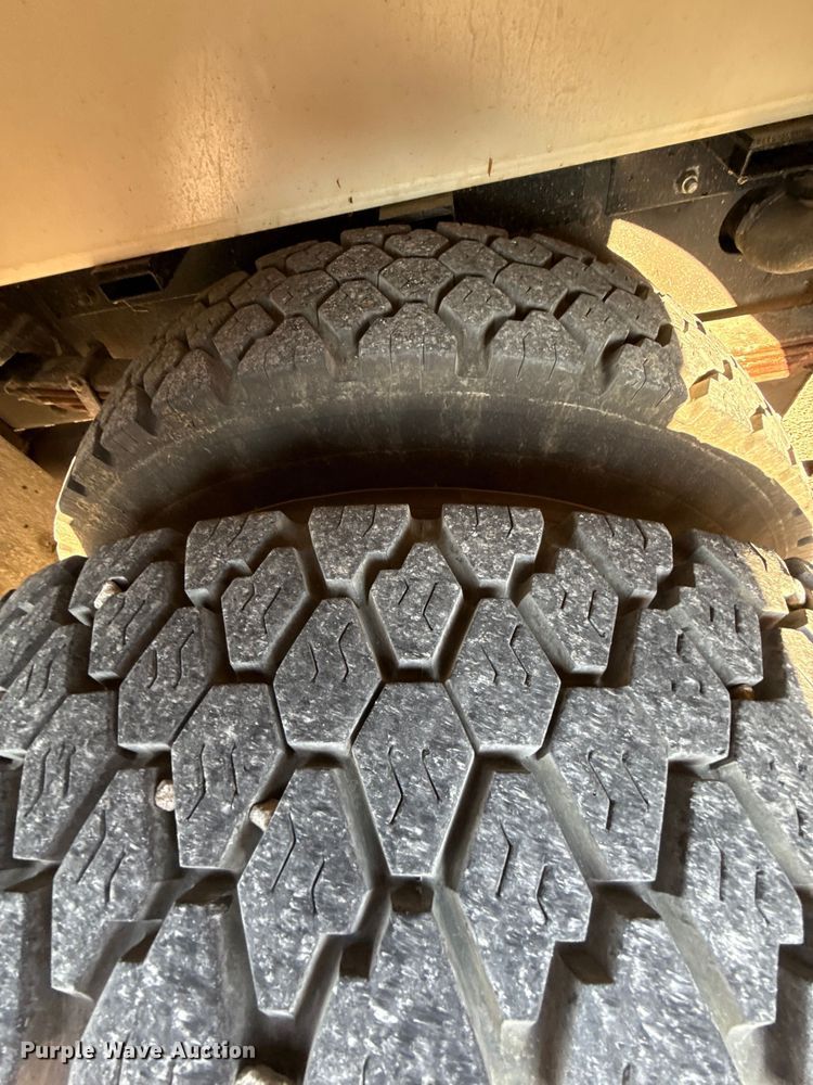 image for item DZ4268 1982 American LaFrance pumper fire truck