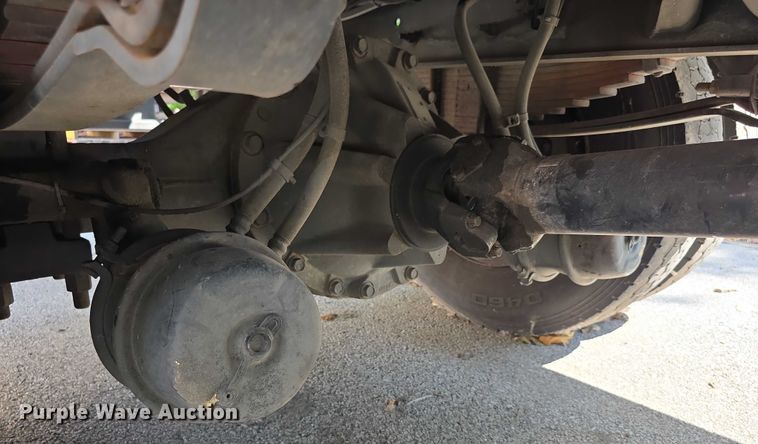 image for item DZ6294 2014 International  7300 tank truck