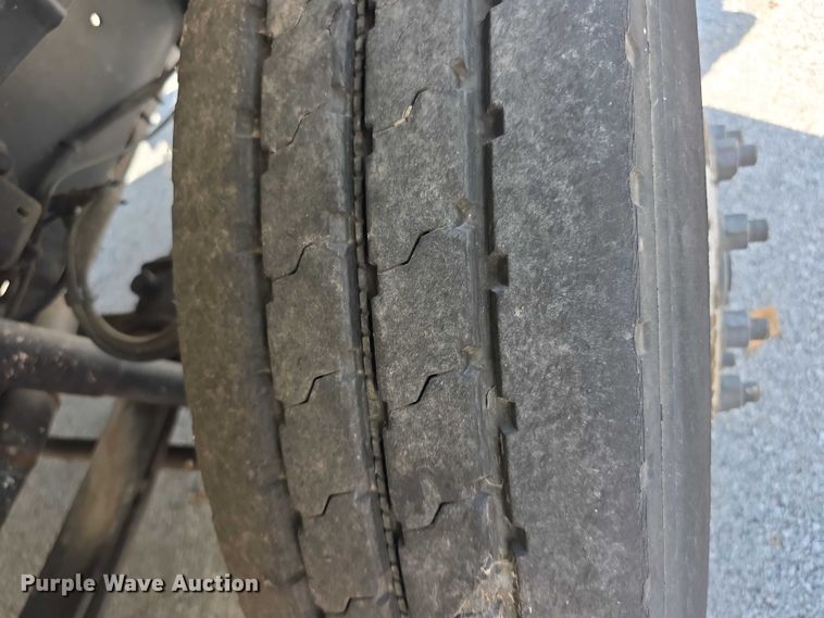 image for item DZ6294 2014 International  7300 tank truck