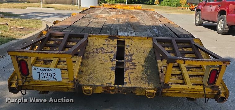 image for item DZ6295 1982 JFW W3 equipment trailer