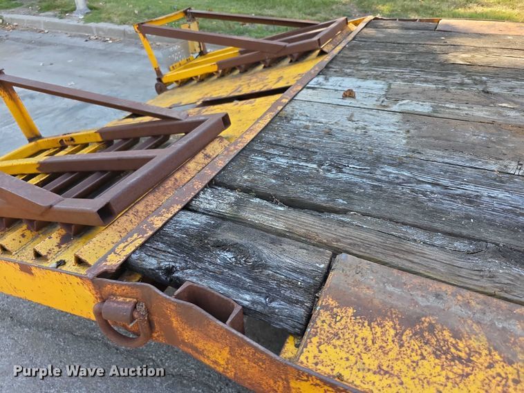 image for item DZ6295 1982 JFW W3 equipment trailer