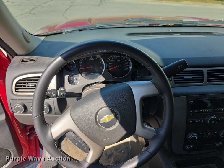 image for item DZ6296 2013 Chevrolet Tahoe SUV