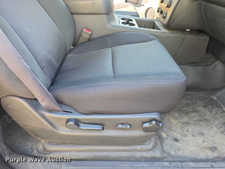 image for item DZ6296 2013 Chevrolet Tahoe SUV