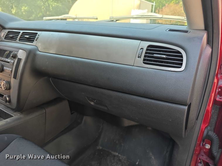 image for item DZ6296 2013 Chevrolet Tahoe SUV