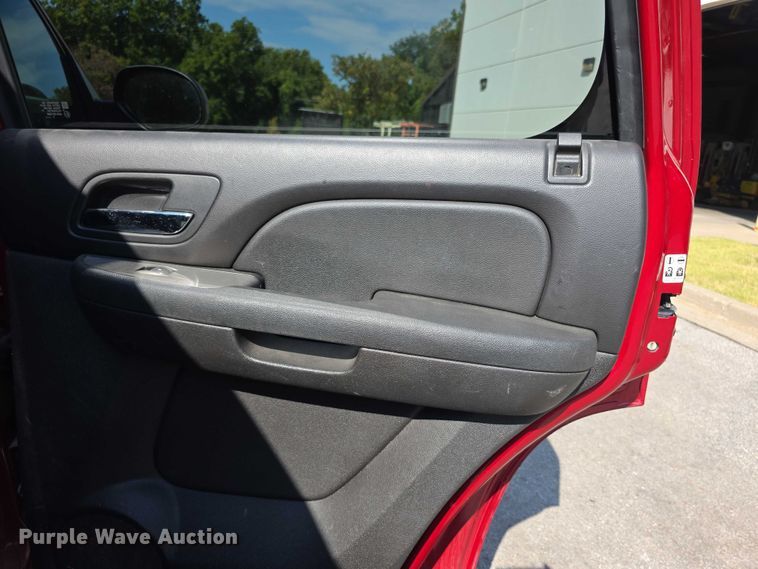 image for item DZ6296 2013 Chevrolet Tahoe SUV