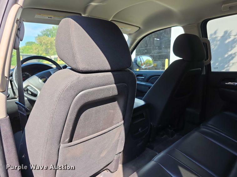 image for item DZ6296 2013 Chevrolet Tahoe SUV