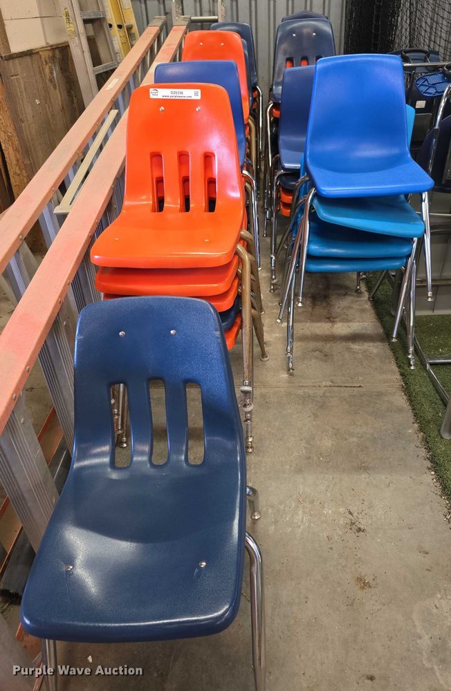 image for item DZ6336 Student chairs 