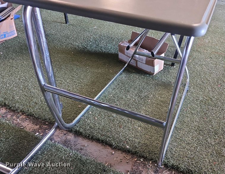 image for item DZ6337 Desk and chairs