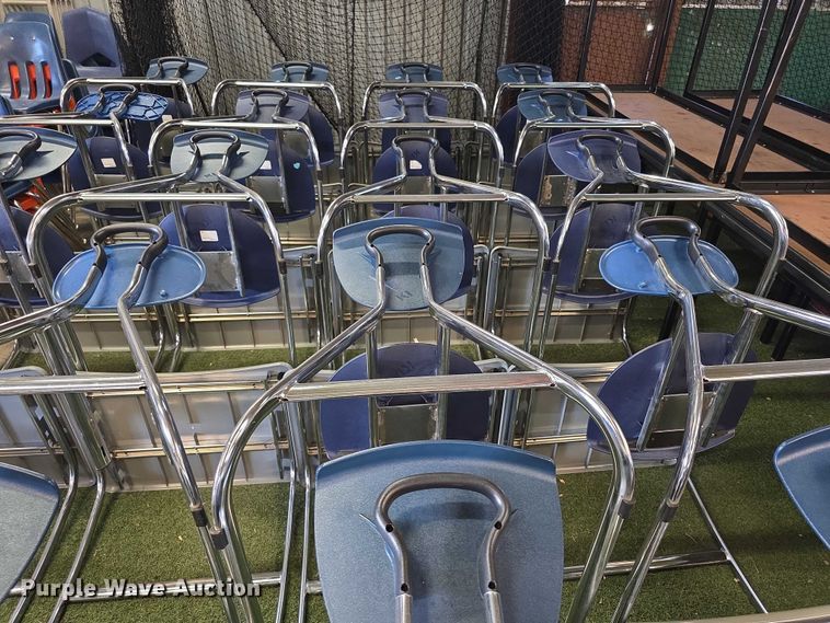 image for item DZ6337 Desk and chairs