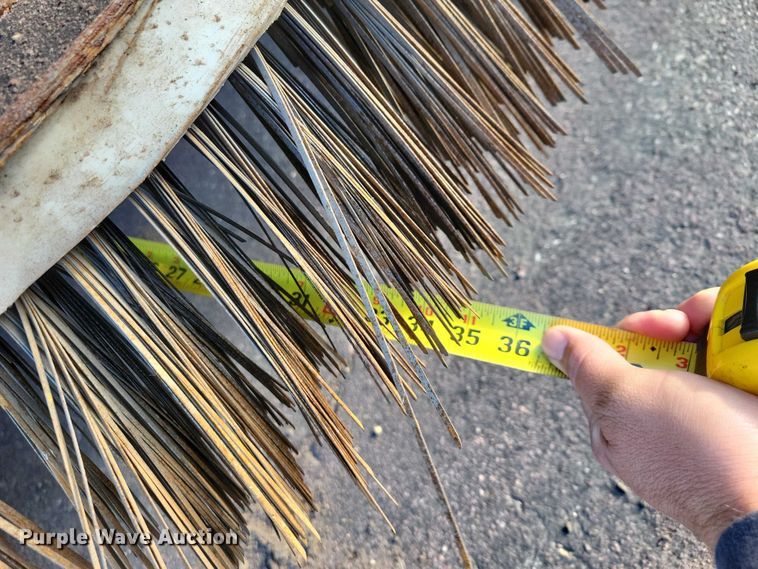 image for item DZ6494 2002 Freightliner FC70 street sweeper truck